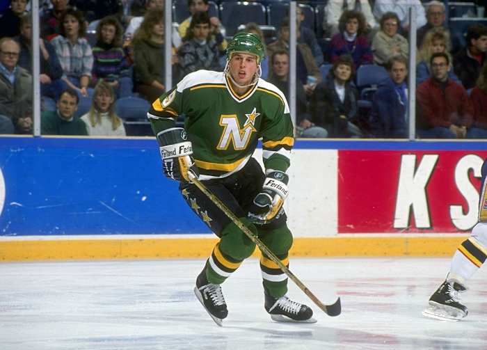 Mike-Modano-North-Stars.jpg